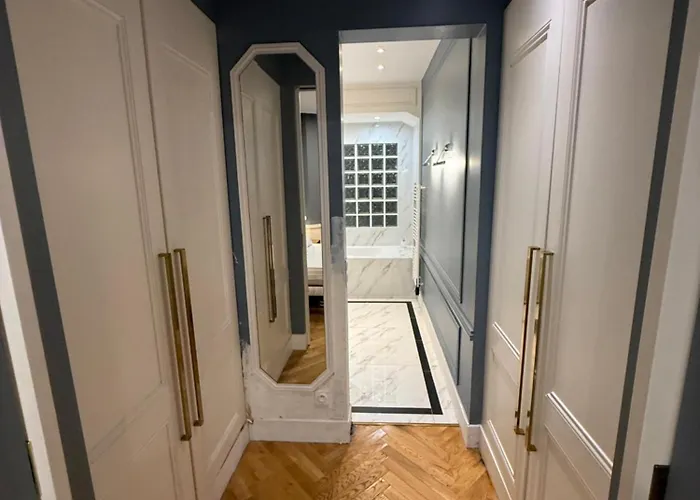 Apartment Standing - Champs Elysee *